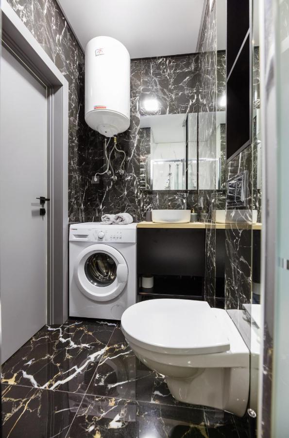 Fayna Town - Loft Black - Nyvky Kijów Zewnętrze zdjęcie