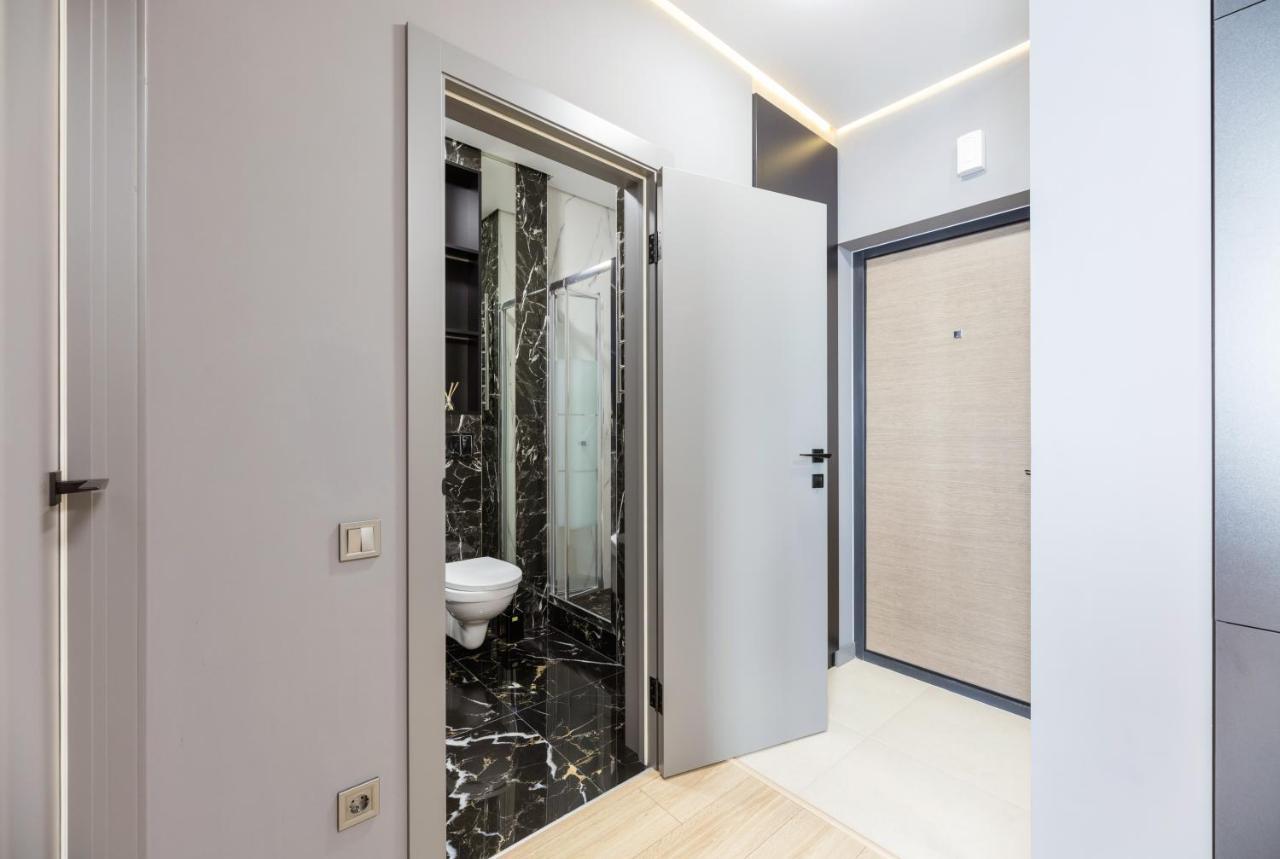 Fayna Town - Loft Black - Nyvky Kijów Zewnętrze zdjęcie