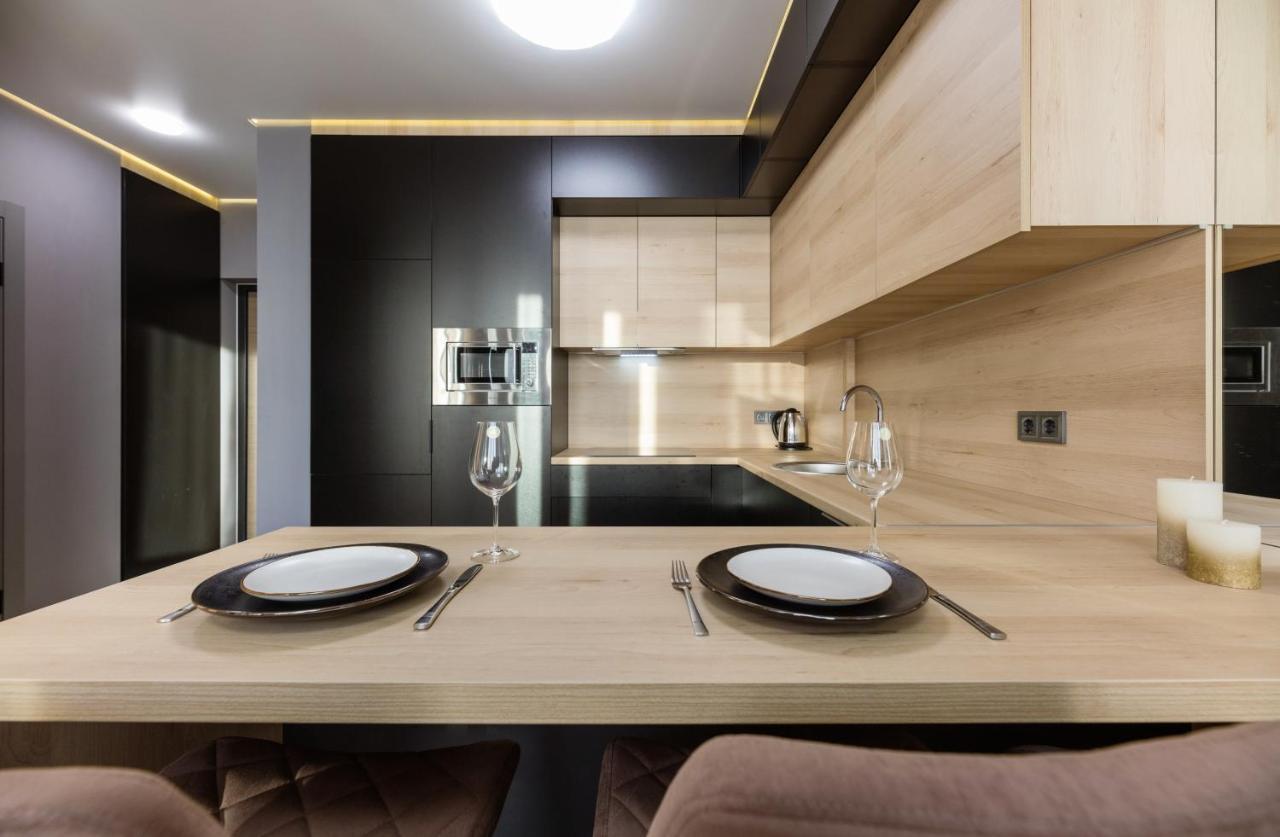 Fayna Town - Loft Black - Nyvky Kijów Zewnętrze zdjęcie