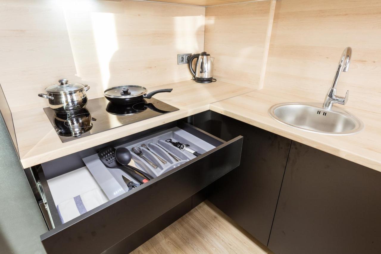 Fayna Town - Loft Black - Nyvky Kijów Zewnętrze zdjęcie